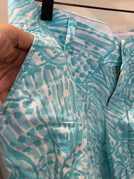 Lilly Pulitzer Seashell Callahan Shorts Size 12 - Picture 4 of 6